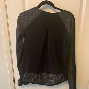 Lululemon black fleece pullover